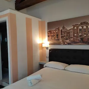 2* Gæstehus Relais Arco Della Pace